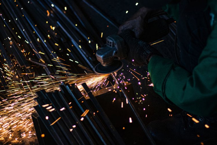 Welding works in Nellippara, Kannur