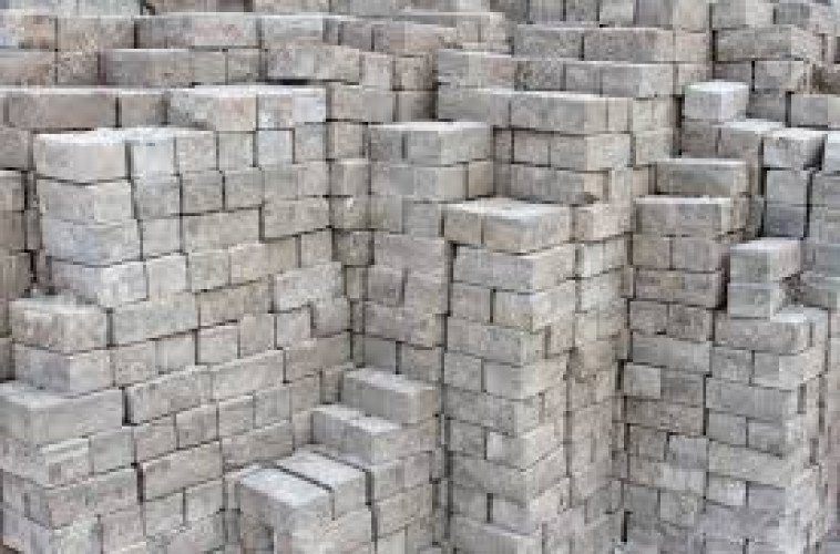 Cement Brick Manufacturers| Suppliers Iritty, Kannur