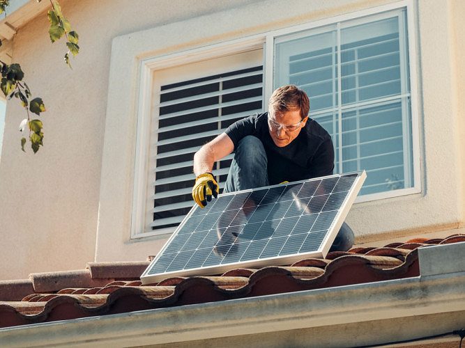 Buy Solar Panels in Naduvil, Kannur