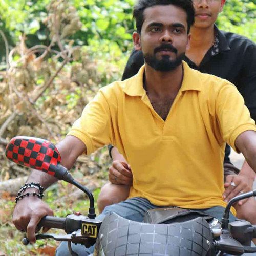 Coconut pealing(Thenga Pothikkal)