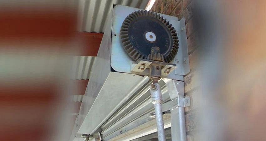 Gear Shutter Iritty