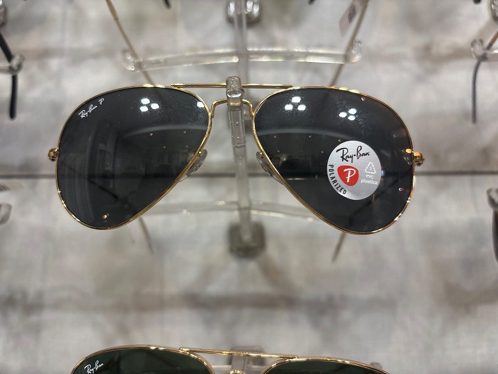 Ray-Ban Polarized Gold Frame Aviator Sunglasses
