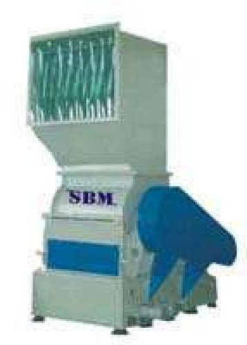 Scrap grinder machine