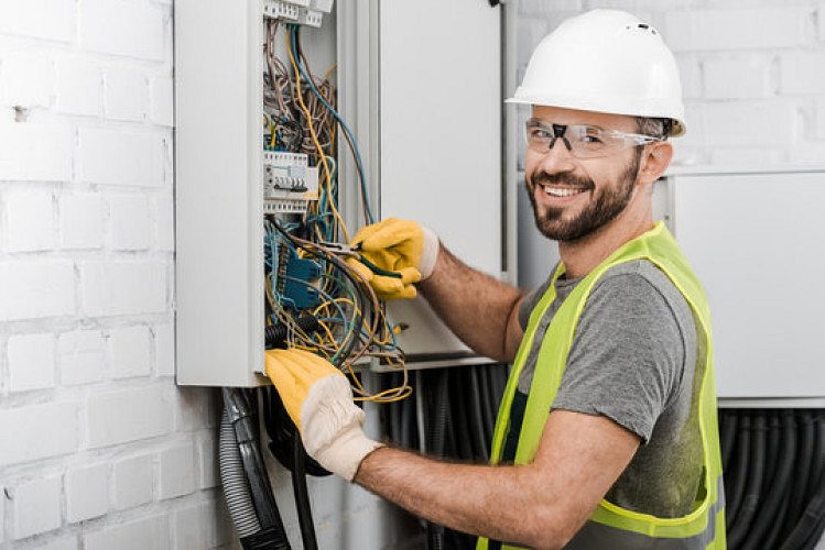 Top Electricians in Lucknow, Uttar Pradesh