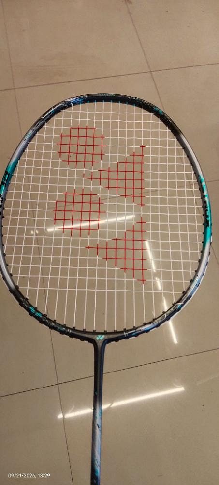 Yonex Astrox 88 Play Badminton Racket
